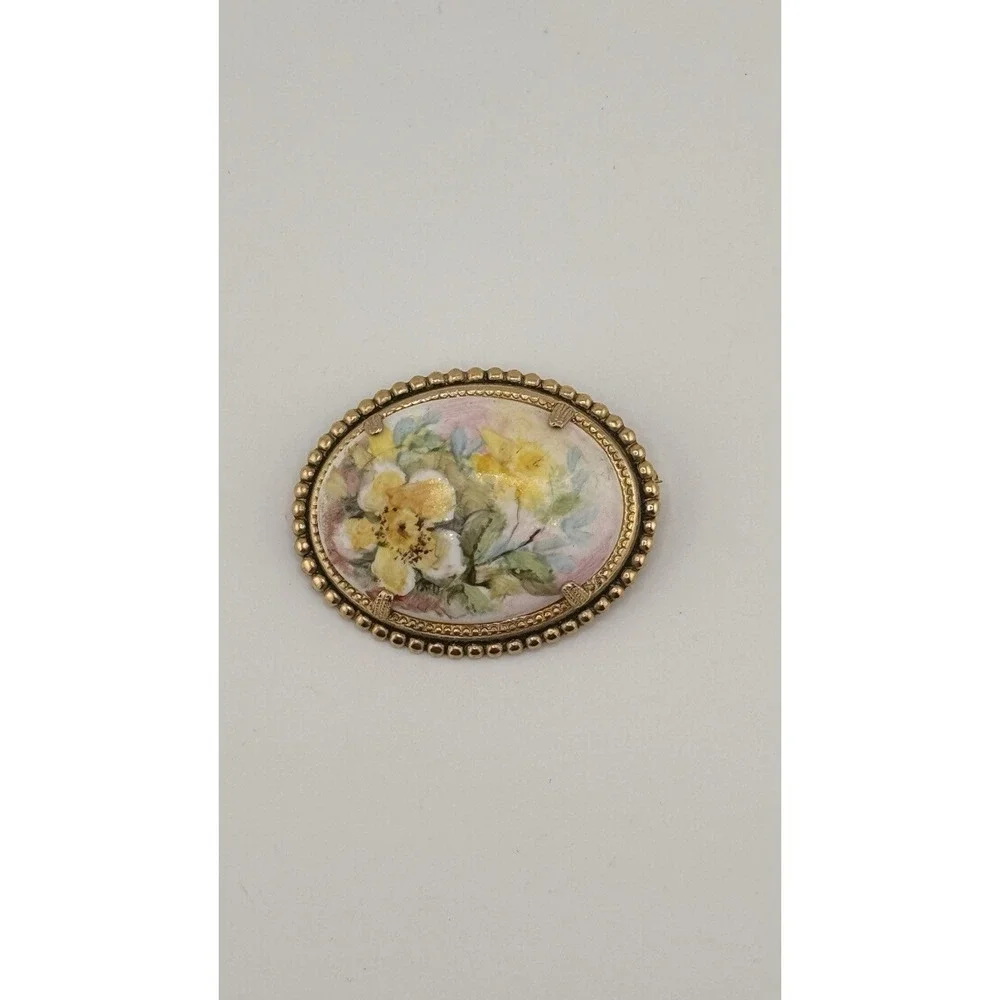 Vintage Porcelain Floral Brooch Gold Tone Oval Hand Painted Flowers